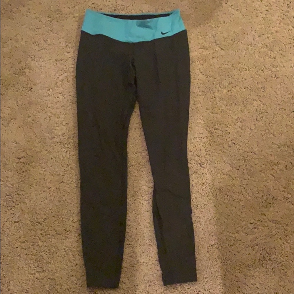 Nike dark grey leggings
